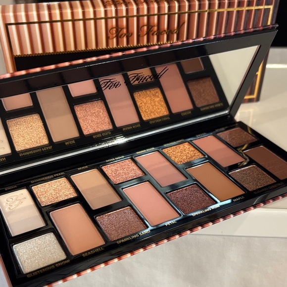 Too Faced Other - Too Faced Eyeshadow Palette — The Natural Nudes